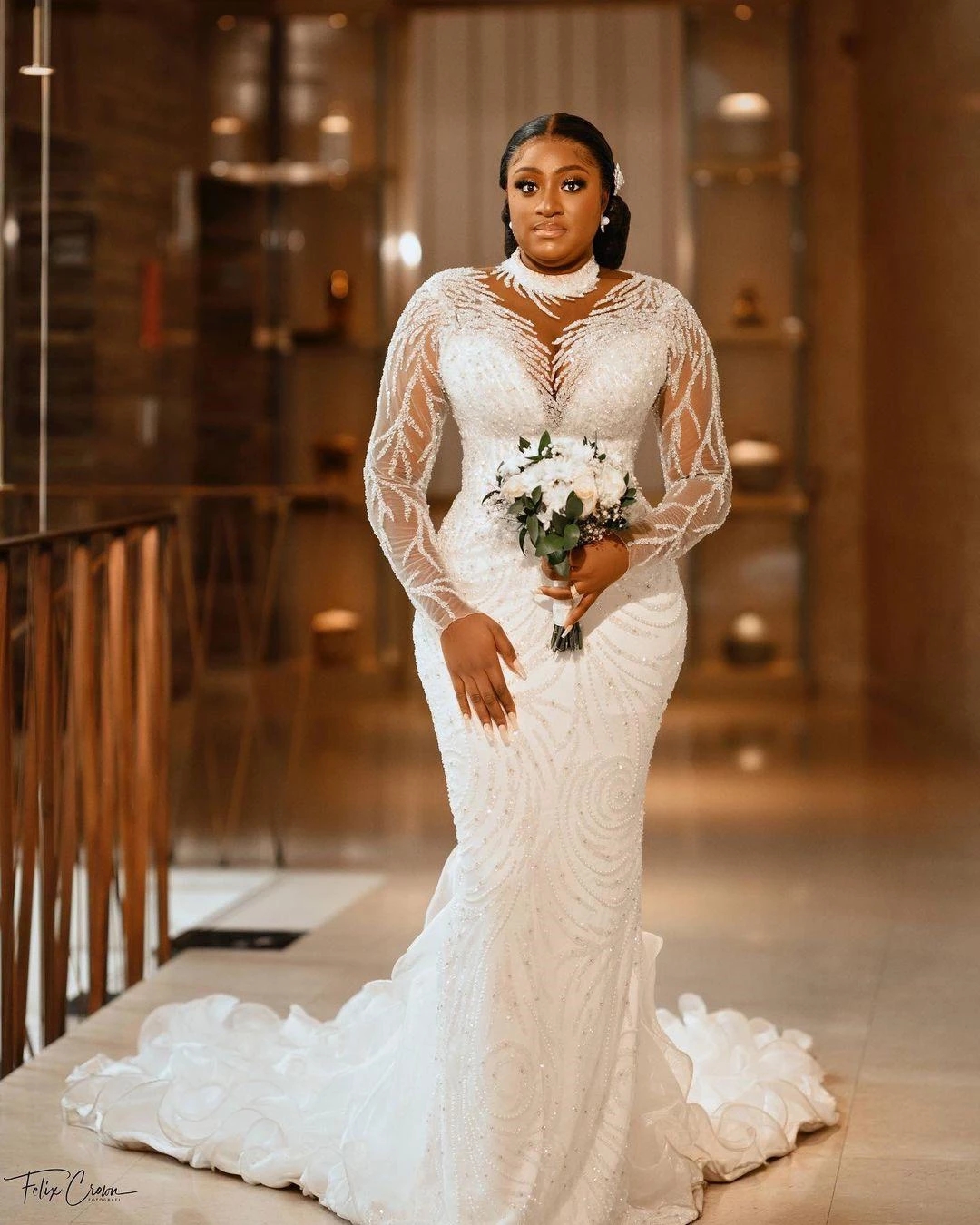 2023 Luxury Plus Size Mermaid Wedding Gowns Beaded Sequined High Neck Modest Bridal Gown Long Sleeve Robe de mariee
