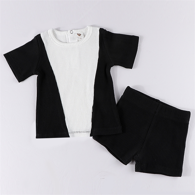 Boys summer 2pcs set top and black ribbed kid baby boy clothes round neck short sleeve contrast patch 220617
Boys summer 2pcs set top and black ribbed kid baby boy clothes round neck short sleeve contrast patch 220617