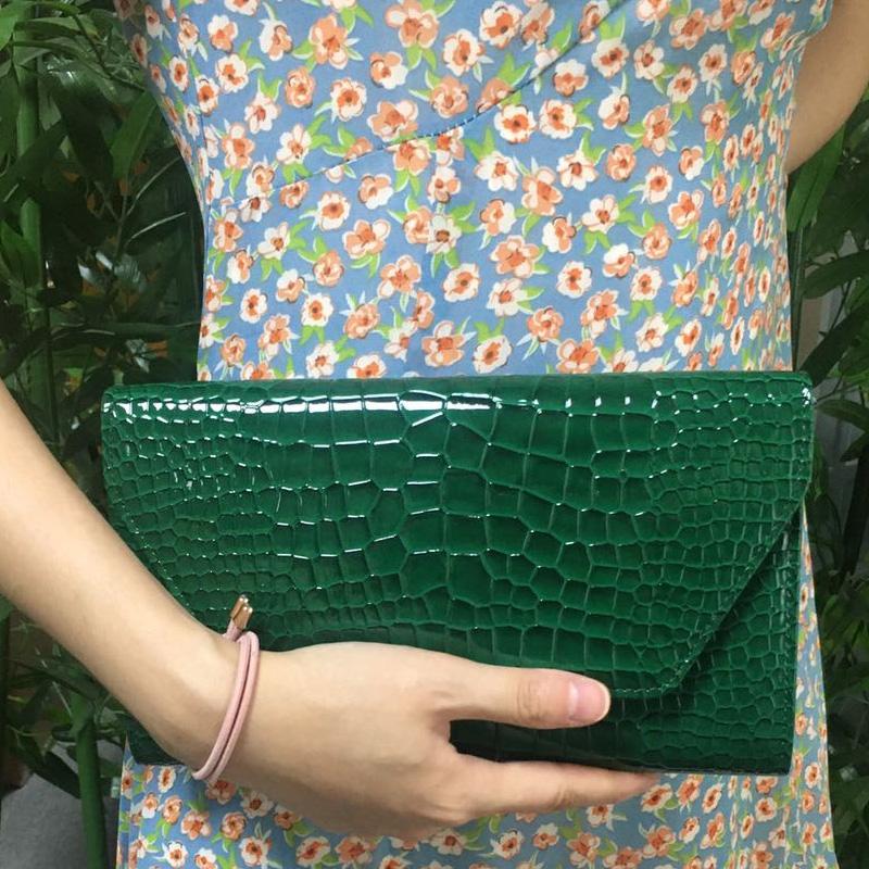 Evening Bags Blue Crocodile Clutch Bag Genuine Leather Summer Chain Wallet Ladies Two Strap Shoulder PurseEvening EveningEvening, C-pink
Evening Bags Blue Crocodile Clutch Bag Genuine Leather Summer Chain Wallet Ladies Two Strap Shoulder PurseEvening EveningEvening, C-pink