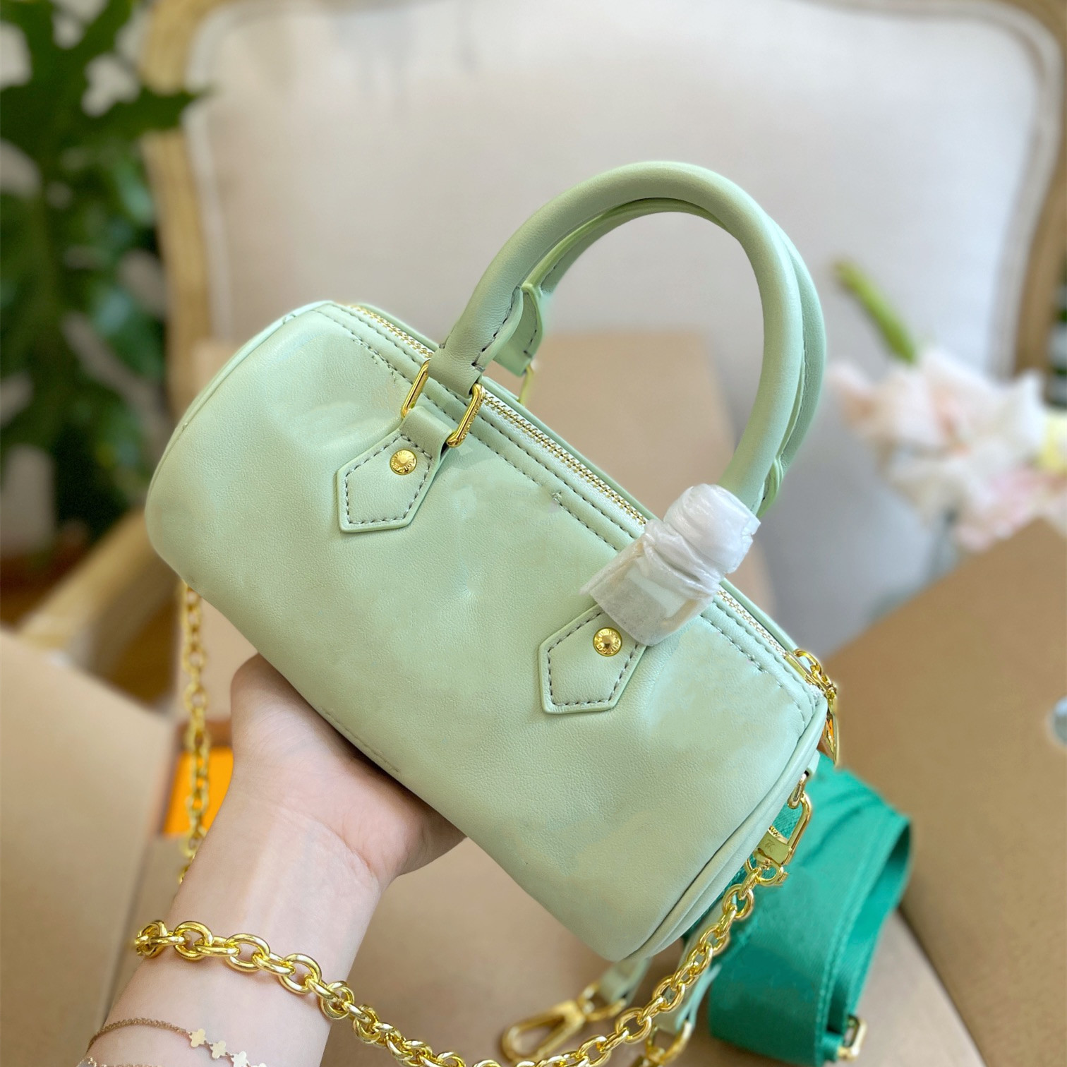 Designers shoulder bag luxurious 5A quality BythePool Summer Series Classic Monograms Embossed Strap pillow Bag handbag Messenger bags
Designers shoulder bag luxurious 5A quality BythePool Summer Series Classic Monograms Embossed Strap pillow Bag handbag Messenger bags