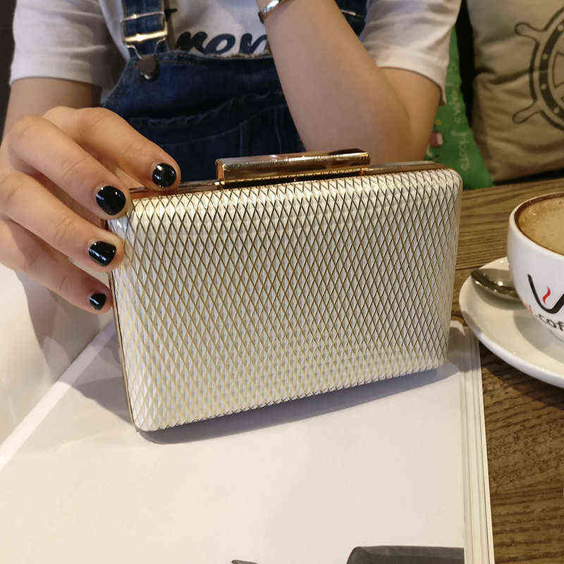Evening Bags Women Clutch Bag Wedding Clutch Purse Bridal Evening Crystal Summer Bags for Women Luxury Small Crossbody Bags 220323, White
Evening Bags Women Clutch Bag Wedding Clutch Purse Bridal Evening Crystal Summer Bags for Women Luxury Small Crossbody Bags 220323, White
