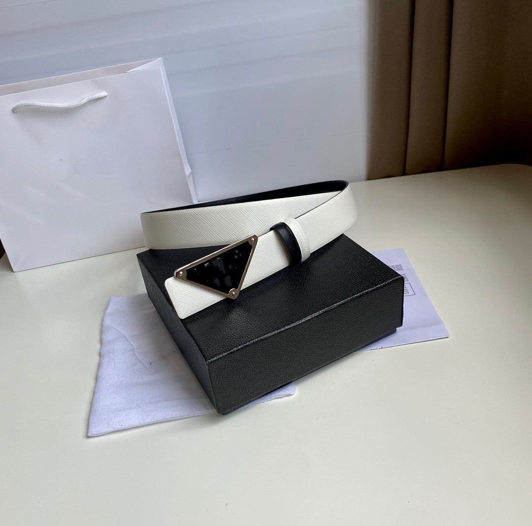 Luxury designer belt Classic solid color Gold letter mens belts for women designers Vintage Pin needle Buckle Beltss 10 colors Width, Customize
Luxury designer belt Classic solid color Gold letter mens belts for women designers Vintage Pin needle Buckle Beltss 10 colors Width, Customize
