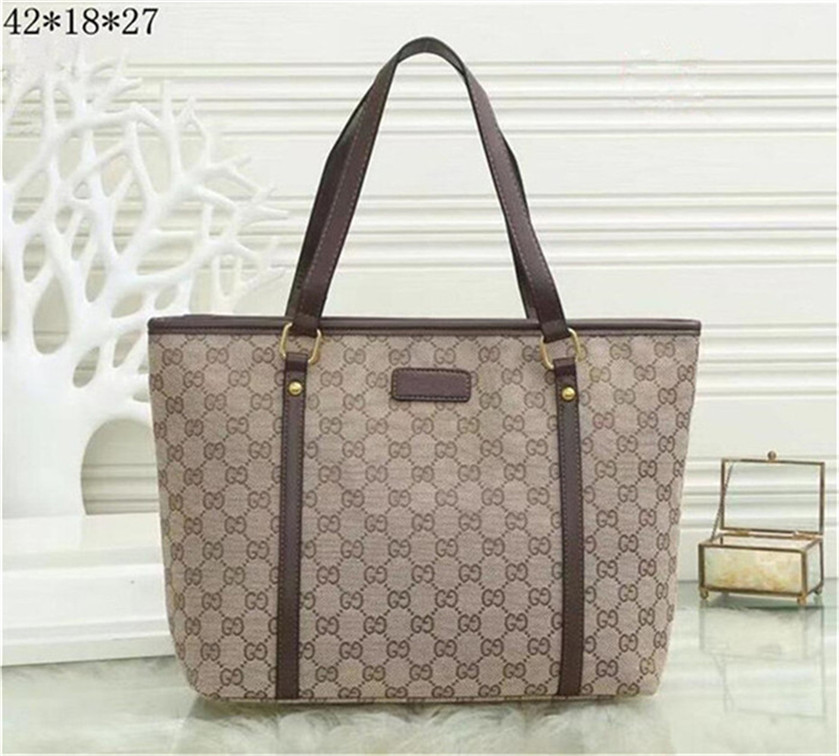 Designers Shoulder Bag Handbag Clutch Tote Half Moon Hobos Bags Purse Wallets Letters Alligator Plain Crocodile Hasp Handle Geometric Lady W
Designers Shoulder Bag Handbag Clutch Tote Half Moon Hobos Bags Purse Wallets Letters Alligator Plain Crocodile Hasp Handle Geometric Lady W