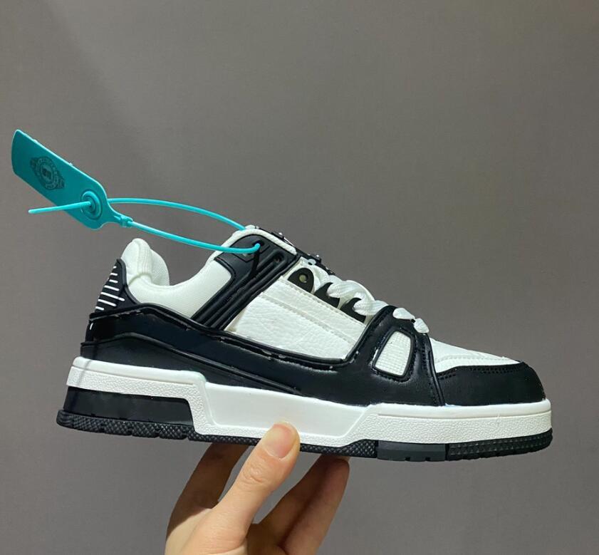 Designer Shoes 2022 Fashion Luxury Men Women Sneakers Loafers Comfortable Wear-Resisting Lace-Up Leather Casual Flats 36-44, Blue
Designer Shoes 2022 Fashion Luxury Men Women Sneakers Loafers Comfortable Wear-Resisting Lace-Up Leather Casual Flats 36-44, Blue