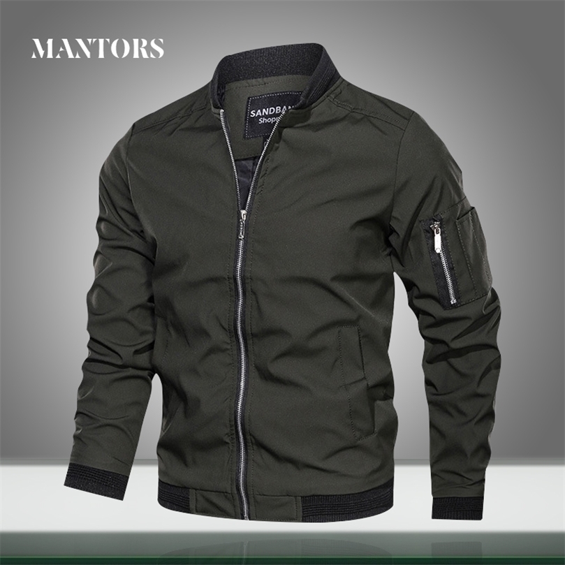 Men Bomber Jacket Casual Thin Slim Baseball Jackets Windbreaker Zipper Sportswear Male Solid Outwear Coats Brand Clothing 5XL 201128, Em156 blue
Men Bomber Jacket Casual Thin Slim Baseball Jackets Windbreaker Zipper Sportswear Male Solid Outwear Coats Brand Clothing 5XL 201128, Em156 blue