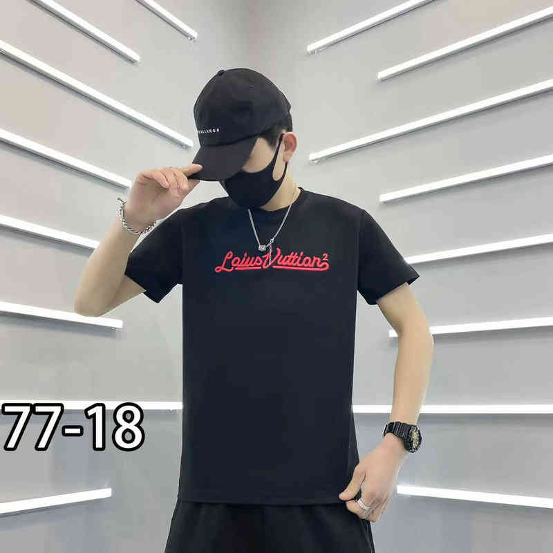 Trendy brand new summer short sve t-shirt men's high density embroidery letters casual round neck back neck label triangular short sve, Blue3
Trendy brand new summer short sve t-shirt men's high density embroidery letters casual round neck back neck label triangular short sve, Blue3