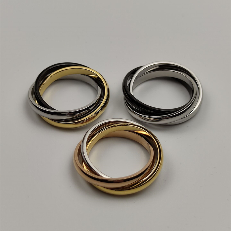 925 silver three-ring three-color gold ring European and American men and women high-end fashion brand jewelry gift
925 silver three-ring three-color gold ring European and American men and women high-end fashion brand jewelry gift