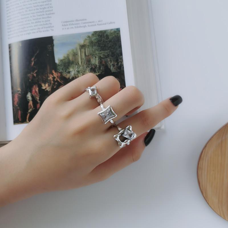Cluster Rings 925 Sterling Silver Irregular Geometry Shiny Zircon Ring Female Temperament Party Wedding Jewelry Lover Gift WholesaleCluster 
Cluster Rings 925 Sterling Silver Irregular Geometry Shiny Zircon Ring Female Temperament Party Wedding Jewelry Lover Gift WholesaleCluster