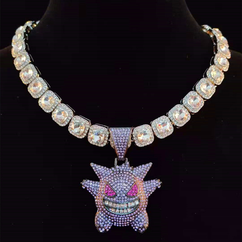 HBP Hip Hop Anime Jewelry Cubic Zircon Mask Spirit Pendant with Iced Out 12.5mm Width Square Chain Necklace Hip-hop Necklaces 220807
HBP Hip Hop Anime Jewelry Cubic Zircon Mask Spirit Pendant with Iced Out 12.5mm Width Square Chain Necklace Hip-hop Necklaces 220807