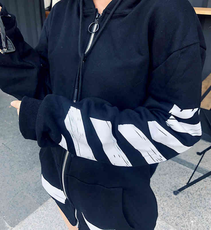 New Men's Trend Brand Luxury Designer Wholesale Trendy Basic Line Arrow Hoodie Ow High Street Zipper and Women's Sweater, White
New Men's Trend Brand Luxury Designer Wholesale Trendy Basic Line Arrow Hoodie Ow High Street Zipper and Women's Sweater, White