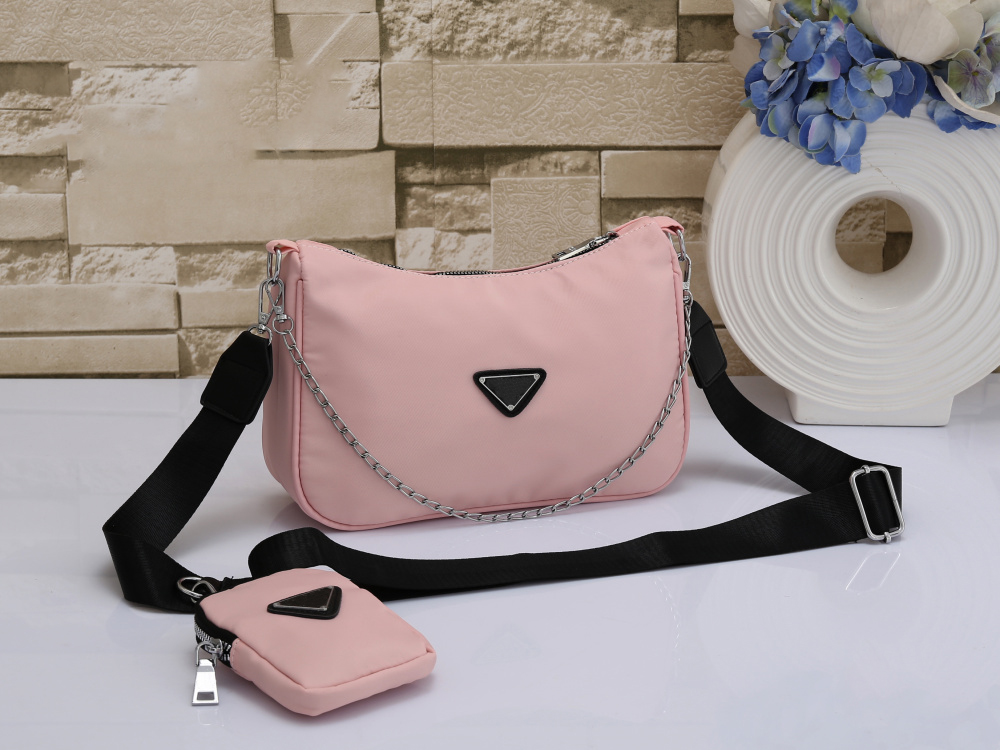 Fashion bag Nylon tote travel luxurys wallets designers classic Re-Edition bags lady Womens crossbody Hobo Shoulder Purses Hand, Grey size:27cmx18cmx7cm
Fashion bag Nylon tote travel luxurys wallets designers classic Re-Edition bags lady Womens crossbody Hobo Shoulder Purses Hand, Grey size:27cmx18cmx7cm