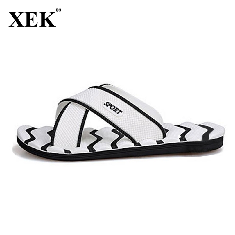 Slippers Lightweight Casual Plaid Stripes Sandals Summer Fashion Men Classic Flip flops Soft Beach Shoes XC19 220614, Black
Slippers Lightweight Casual Plaid Stripes Sandals Summer Fashion Men Classic Flip flops Soft Beach Shoes XC19 220614, Black