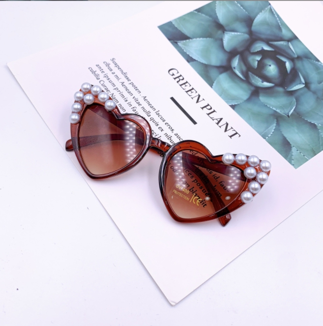Wholesale Children Sunglasses Kids pearl LOVE Heart Sun Boys Girls Glasses Baby UV400 Safety Frame Eyewear Z260305