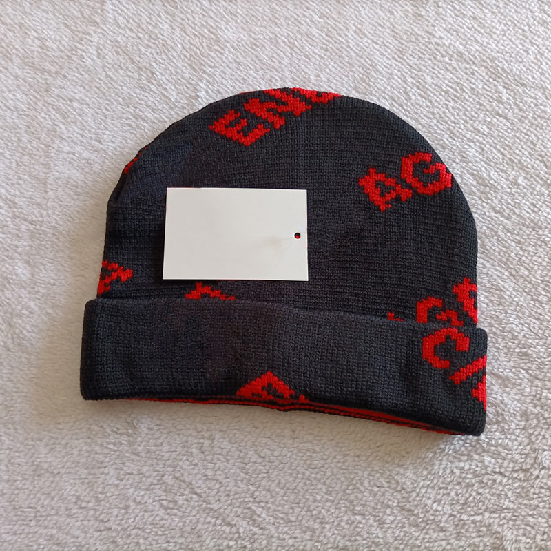 Classic Designer Autumn Winter Beanie Hats Hot Style Men And Women Fashion Universal Knitted Cap Autumn Wool Outdoor Warm Skull Caps, Black-red
Classic Designer Autumn Winter Beanie Hats Hot Style Men And Women Fashion Universal Knitted Cap Autumn Wool Outdoor Warm Skull Caps, Black-red