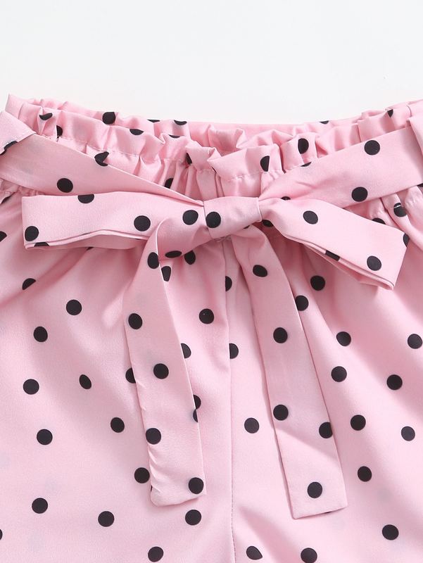 Toddler Girls Cartoon Graphic Tee With Paper Bag Waist Belted Shorts SHE