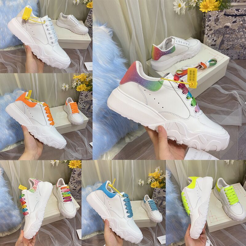 Designer's top quality women's shoes with thick soles and lace-up shoes fashion oversized white black men's luxury velvet suede casual canvas shoes 35-45, Brown
Designer's top quality women's shoes with thick soles and lace-up shoes fashion oversized white black men's luxury velvet suede casual canvas shoes 35-45, Brown
