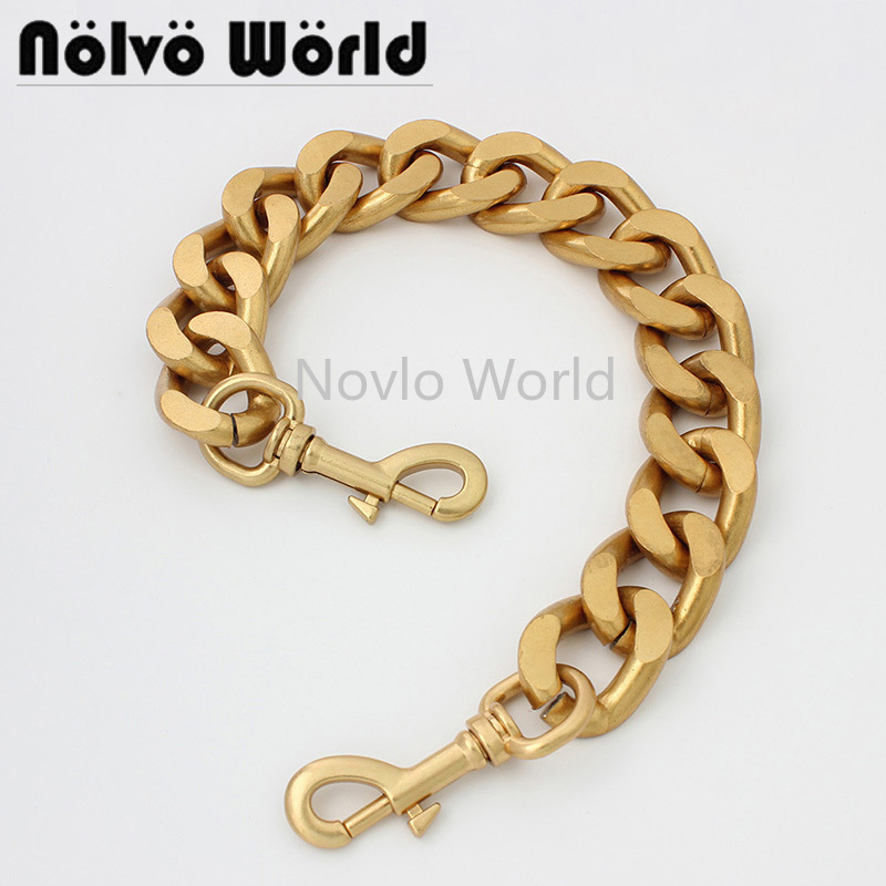 1-5 pieces 30-120cm 34X25mm Oversize Curb Chain Ins Light Alumium Ladies purse bag shoulder straps satin gold chains 220325
1-5 pieces 30-120cm 34X25mm Oversize Curb Chain Ins Light Alumium Ladies purse bag shoulder straps satin gold chains 220325