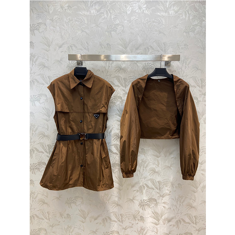 2022 New Designer Removal 2 piece Jacket With belt Triangle Lapel Fashion Jacket Coats Women's Luxury Long Sleeve Loose Outwear, Brown
2022 New Designer Removal 2 piece Jacket With belt Triangle Lapel Fashion Jacket Coats Women's Luxury Long Sleeve Loose Outwear, Brown