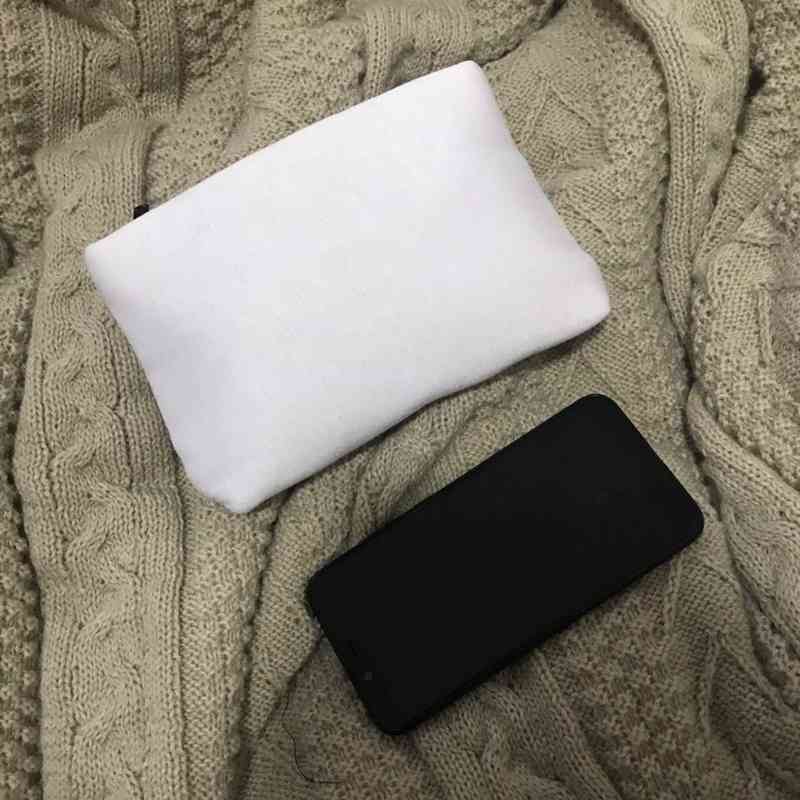 High Quality Brand design Letter Quilted CC chain short wallet lambskin women's le boy pocket caviar Leather zipper card pack coin Purse Clutch Pouches 089, Sky blue
High Quality Brand design Letter Quilted CC chain short wallet lambskin women's le boy pocket caviar Leather zipper card pack coin Purse Clutch Pouches 089, Sky blue