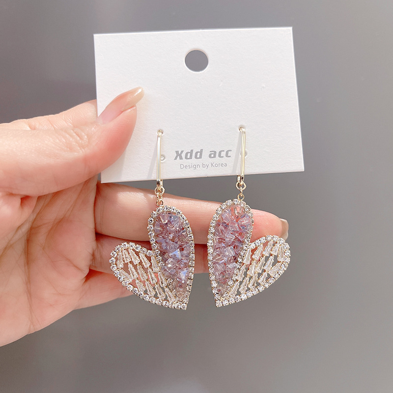 Earrings 925 Silver Needle Advanced Sense of Foreign Style Love Zircon Shiny Luxury Trend
Earrings 925 Silver Needle Advanced Sense of Foreign Style Love Zircon Shiny Luxury Trend