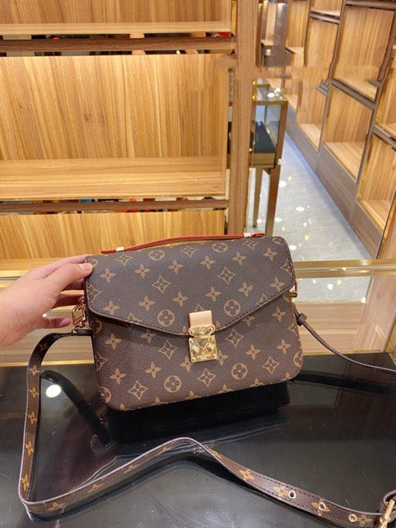 GGs LVs YSLs louiseity viutonity LOUISS VUTTONS Pochettes Metis Messenger Bag Women Crossbody Shoulder Bags Luxury Designers Handbag Ladies Purse Wallet, With logo
GGs LVs YSLs louiseity viutonity LOUISS VUTTONS Pochettes Metis Messenger Bag Women Crossbody Shoulder Bags Luxury Designers Handbag Ladies Purse Wallet, With logo