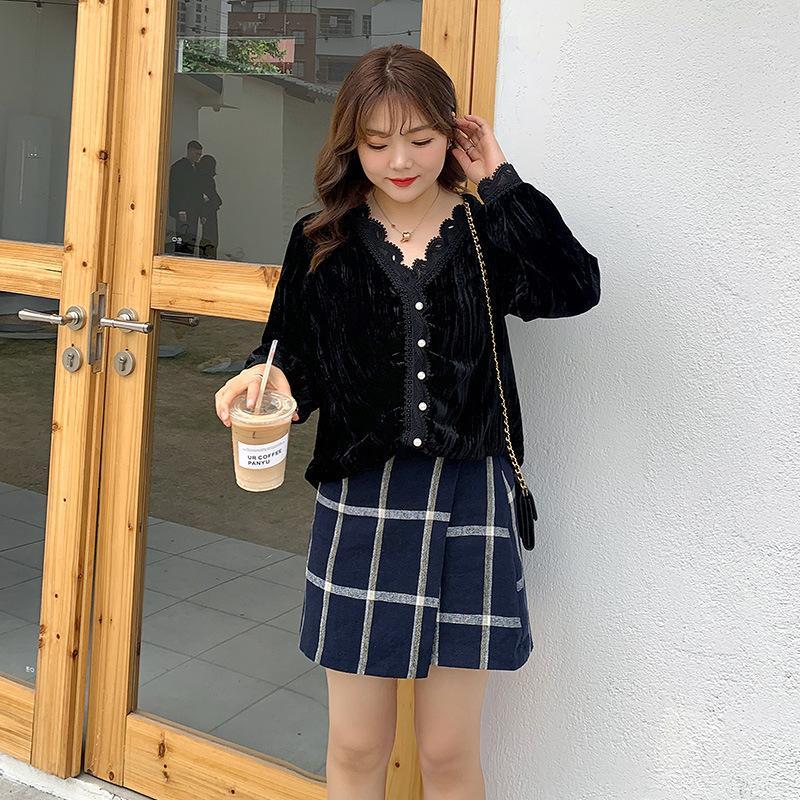 Women's Blouses & Shirts Double Sky Large 2022 Spring Korean Version Fat Mm Shirt Plus V-neck Pearl Button Top 5717, Black
Women's Blouses & Shirts Double Sky Large 2022 Spring Korean Version Fat Mm Shirt Plus V-neck Pearl Button Top 5717, Black