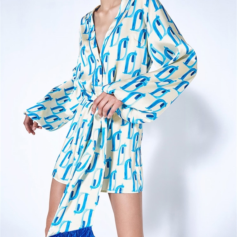 Summer Satin Printed Mini Dresses For Women Elegant V-Neck Lace Up With Feather Dress Female Lady Party Vocation Clothes 220418, Sky blue
Summer Satin Printed Mini Dresses For Women Elegant V-Neck Lace Up With Feather Dress Female Lady Party Vocation Clothes 220418, Sky blue