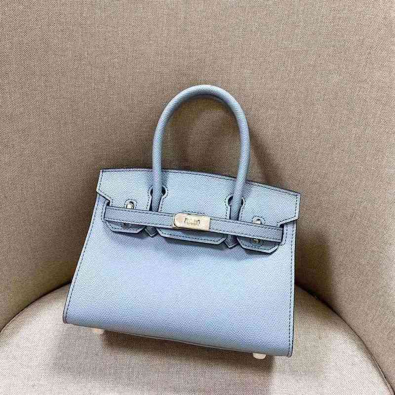Designer Herme Handbags Print Platinum Bag Fashion Show Palm Women's Single Shoulder Diagonal Bag European and American Versatile Leather Zc, 25 black
Designer Herme Handbags Print Platinum Bag Fashion Show Palm Women's Single Shoulder Diagonal Bag European and American Versatile Leather Zc, 25 black