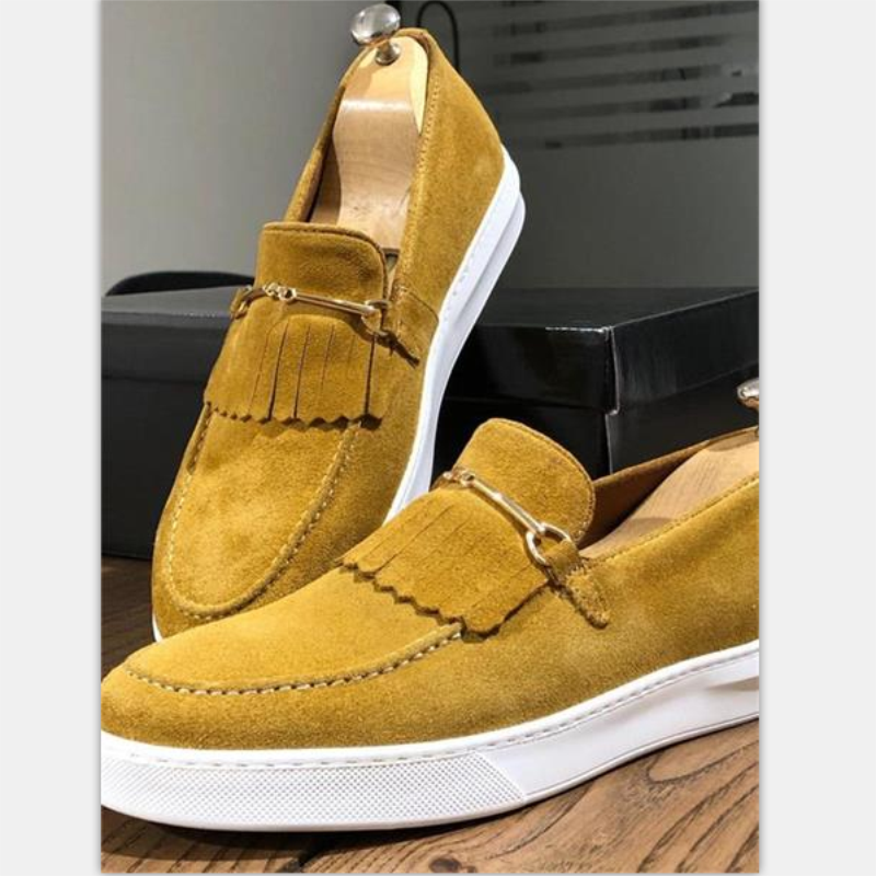 Men Elegant Casual Shoes Classic Moccasin Solid Color Faux Suede Metal Chain Tassel Fashion Business Party Outdoor Dress Shoes