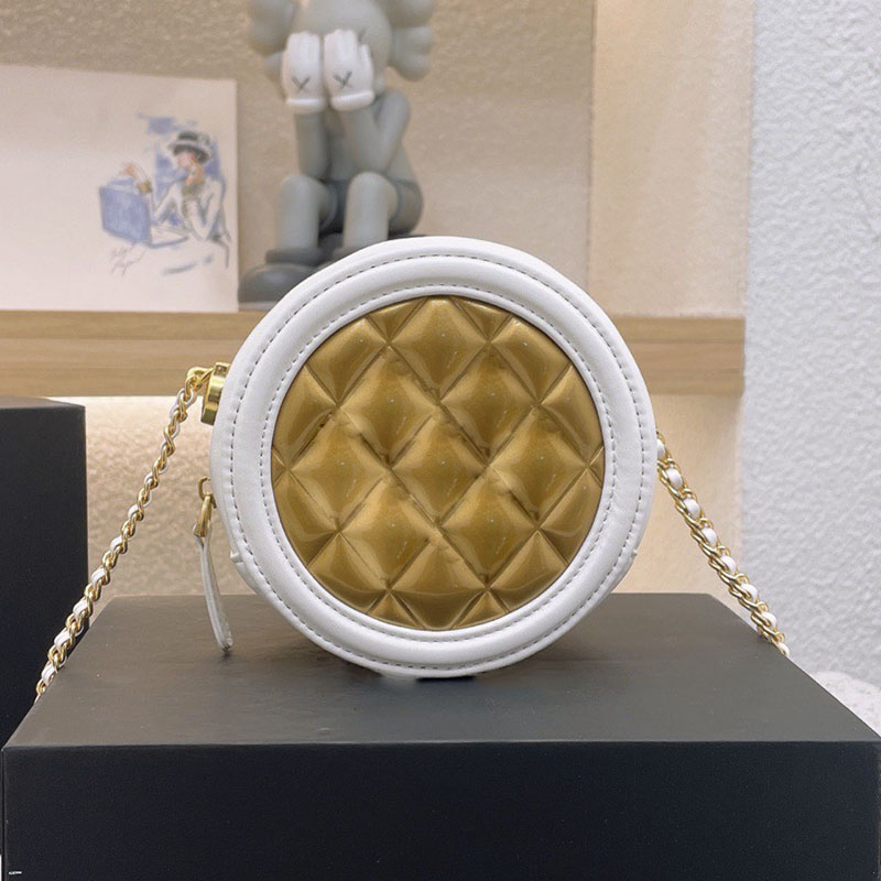 Round Zip Mini Designer Bags Multicolor Genuine Leather Crossbody Bags Classic Handbags Gold-Tone Diamond Quilting Luxury Shiny Contrast Shoulder Bag Womens 14CM, Black
Round Zip Mini Designer Bags Multicolor Genuine Leather Crossbody Bags Classic Handbags Gold-Tone Diamond Quilting Luxury Shiny Contrast Shoulder Bag Womens 14CM, Black