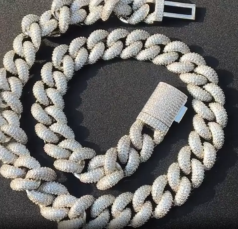 Full Diamond Cuban Link Chain Mens Gold Iced Out Chains Necklace Hip Hop Jewelry 14mm 3D Fashion Thick Heavy Necklace bracelet
Full Diamond Cuban Link Chain Mens Gold Iced Out Chains Necklace Hip Hop Jewelry 14mm 3D Fashion Thick Heavy Necklace bracelet