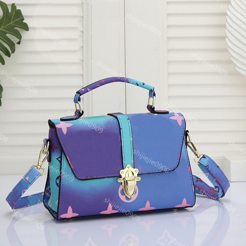 luxurys designers bags womens handbags purse flower tote bag ladies Casual tote PVC leather shoulder female big handbag louise Purse vutton Crossbody viuton Bag, #1
luxurys designers bags womens handbags purse flower tote bag ladies Casual tote PVC leather shoulder female big handbag louise Purse vutton Crossbody viuton Bag, #1