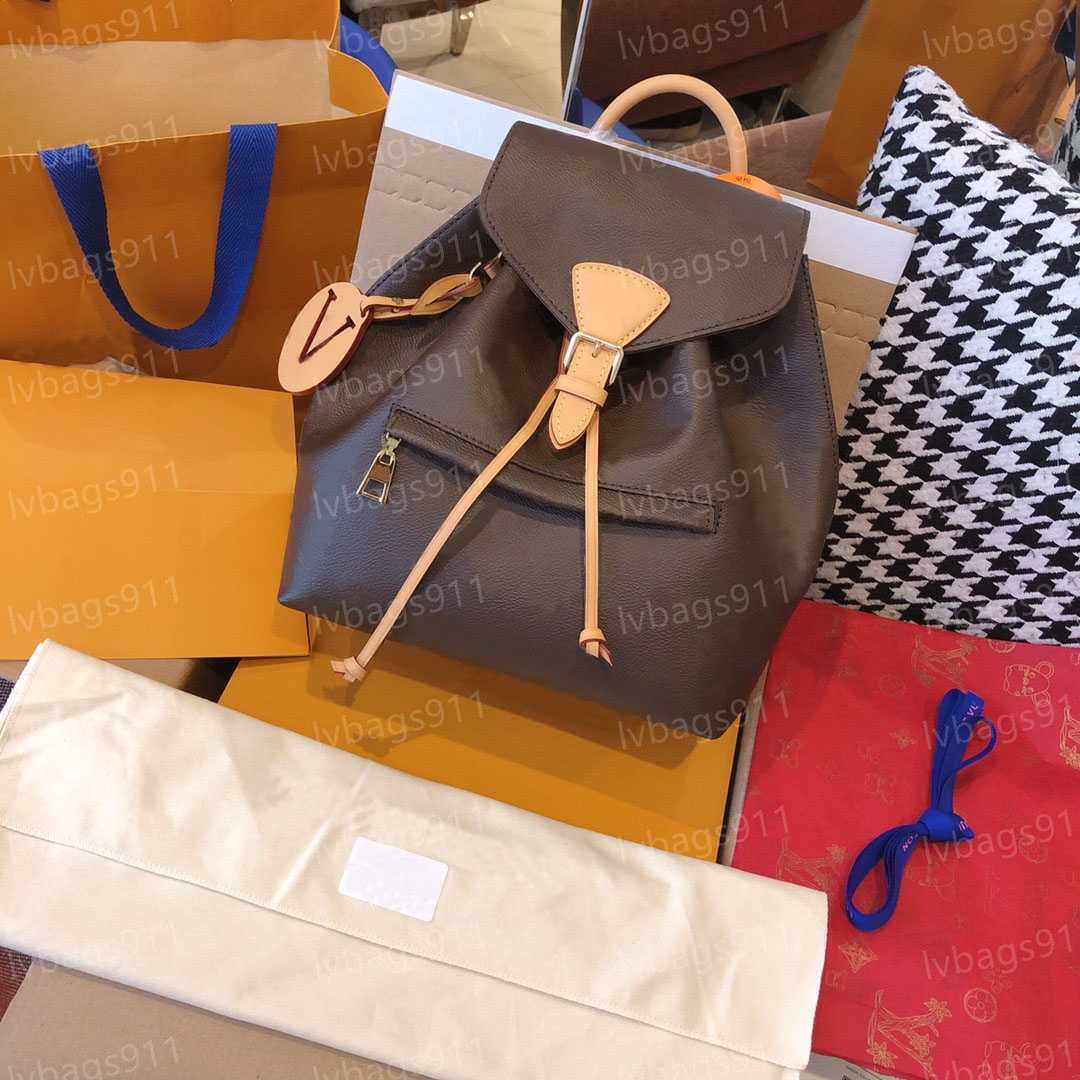 M45501 Luxurys Tote Designers Backpack Women Embossing Leather Shoulder Bags Fashion Messenger School Bag Purse MONTSOURIS Female Backpacks M45515 M45205 M45410, Black embossing
M45501 Luxurys Tote Designers Backpack Women Embossing Leather Shoulder Bags Fashion Messenger School Bag Purse MONTSOURIS Female Backpacks M45515 M45205 M45410, Black embossing