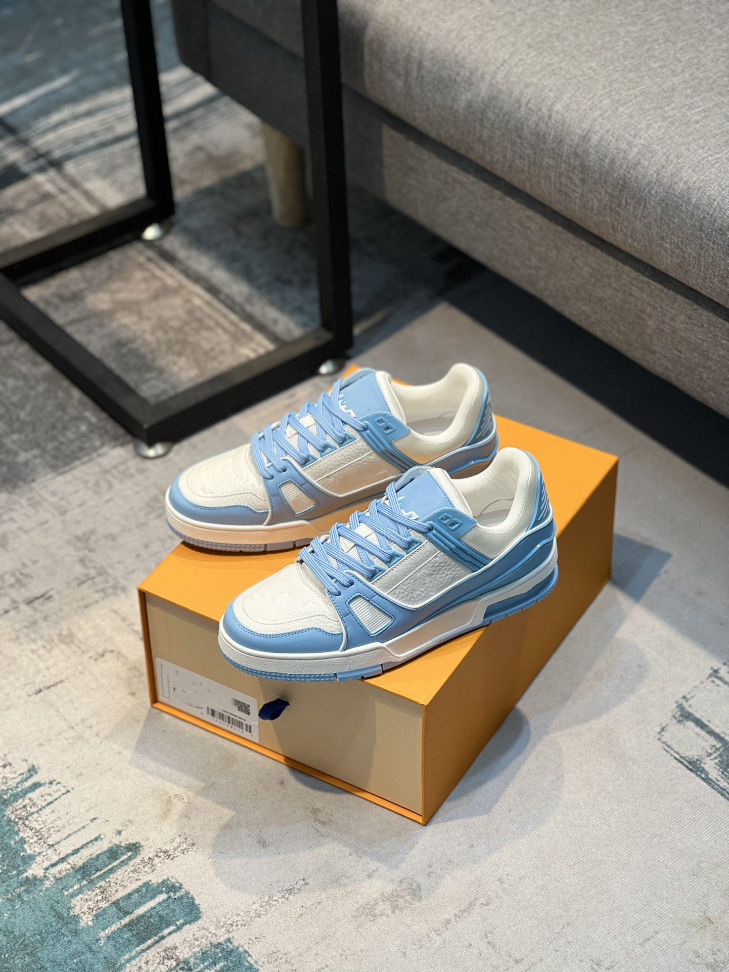 Casual shoes Travel leather Elastic sneaker fashion lady Flat designer Running Trainers Letters woman shoe platform men gym sneakers
Casual shoes Travel leather Elastic sneaker fashion lady Flat designer Running Trainers Letters woman shoe platform men gym sneakers