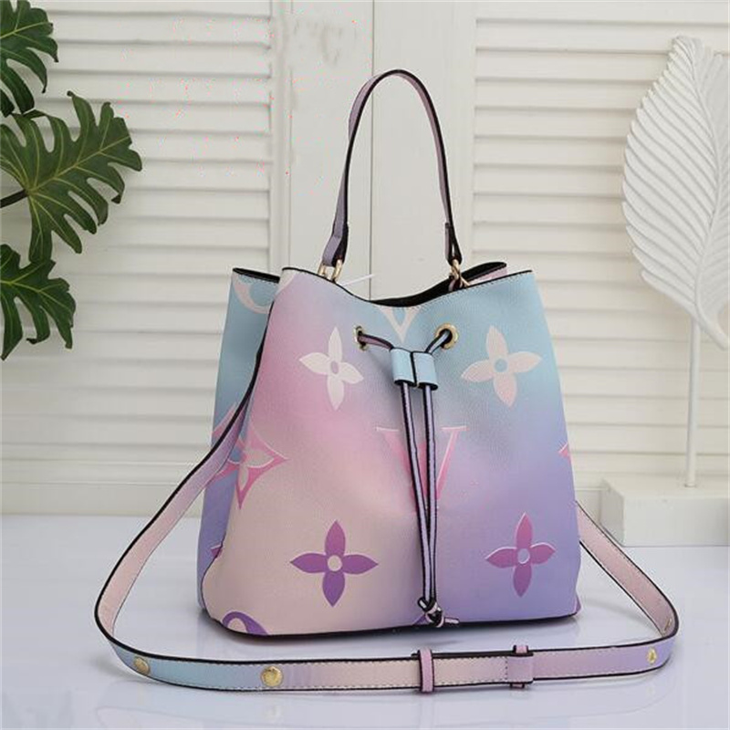High Quality Luxury Designer Bags Leather Female 2022 Fashion Handbag Bucket Shoulder Bag, 01
High Quality Luxury Designer Bags Leather Female 2022 Fashion Handbag Bucket Shoulder Bag, 01