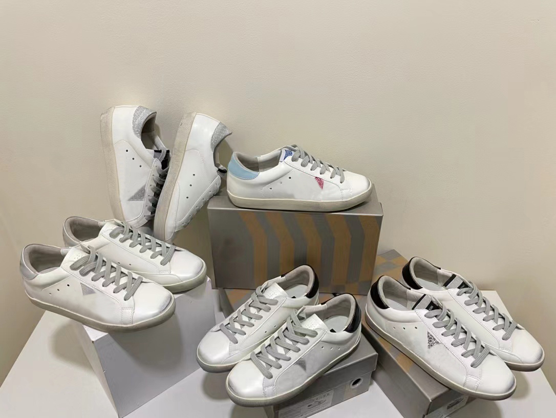 Designer Sneakers Super Star Shoes Golden Sequin Shoes White Do-old Dirty Sneaker Italy Brand Trainers Classic Casual Shoes, 14
Designer Sneakers Super Star Shoes Golden Sequin Shoes White Do-old Dirty Sneaker Italy Brand Trainers Classic Casual Shoes, 14