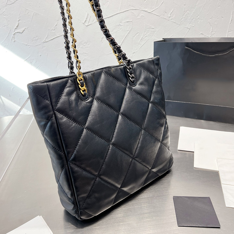 Womens F/W 19 Series Lambskin Shopping Bags Two-tone Metal Hardware Matelasse Chain Crossbody Shoulder Luxury Designer Large Capacity Handbags 30C, Box
Womens F/W 19 Series Lambskin Shopping Bags Two-tone Metal Hardware Matelasse Chain Crossbody Shoulder Luxury Designer Large Capacity Handbags 30C, Box