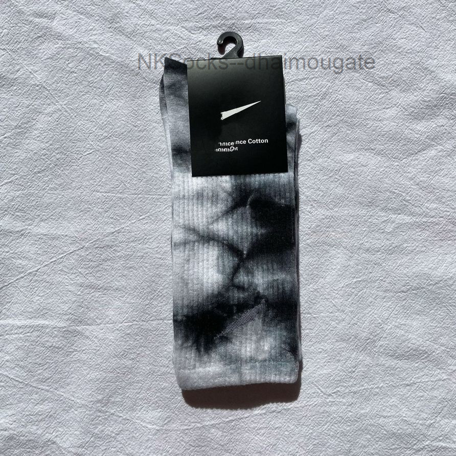 Classic Men's Fashion Socks Hook Brand Cotton Tie Dyed Long Tube Street Couple Middle Moisture Absorption Sock Men Women Luxury Medium Sportsocks Q32y, Nk deep blue
Classic Men's Fashion Socks Hook Brand Cotton Tie Dyed Long Tube Street Couple Middle Moisture Absorption Sock Men Women Luxury Medium Sportsocks Q32y, Nk deep blue