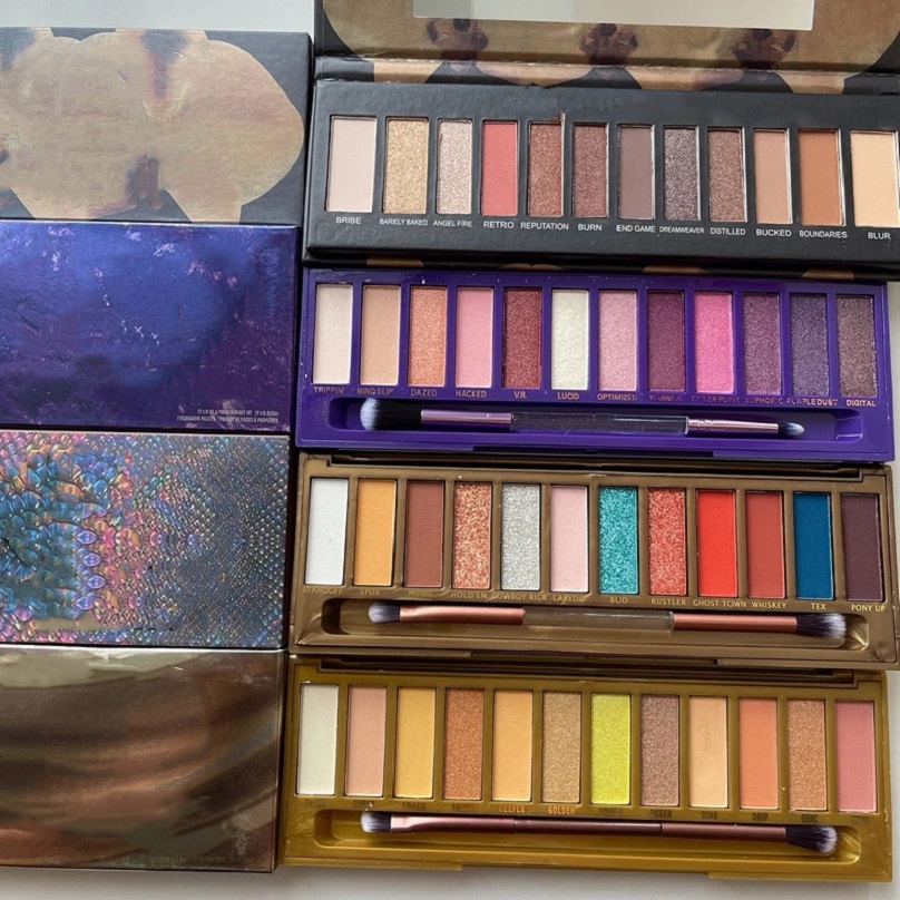 Eyeshadow palette ULTRAVIOLE 12 colors Eye Shadow Matte shimmer Beauty cosmetic, Customize
Eyeshadow palette ULTRAVIOLE 12 colors Eye Shadow Matte shimmer Beauty cosmetic, Customize