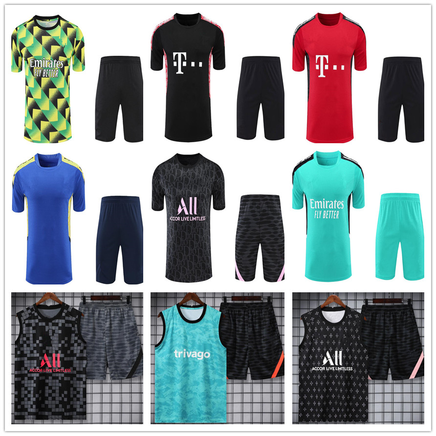 Men Short sleeve tracksuit 2022 Soccer training suit t-shirt shorts 22 23 football uniform set Shorts zip pocket Size -XXL
Men Short sleeve tracksuit 2022 Soccer training suit t-shirt shorts 22 23 football uniform set Shorts zip pocket Size -XXL