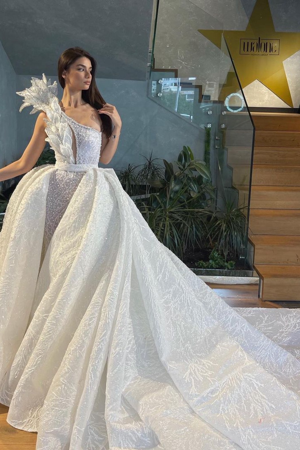 3D Floral Appliques Mermaid Wedding Dress One Shoulder Pearls Beading Vestido Casamento Lace Flowers Bridal Gowns with Detachable Train