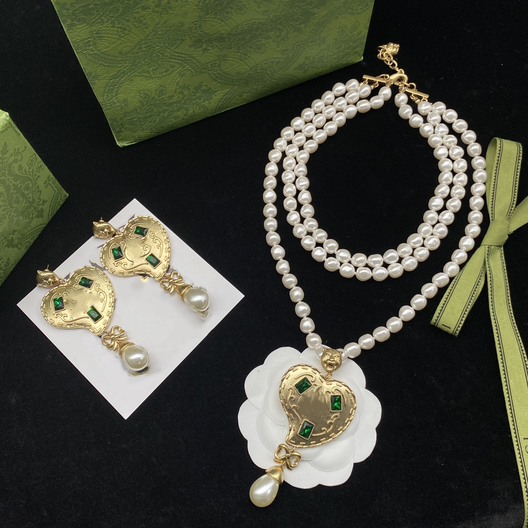 Luxury Designer Necklace Pear Silver Chain Classic Fashion Necklaces Retro Chains Necklace Jewelry Supply
Luxury Designer Necklace Pear Silver Chain Classic Fashion Necklaces Retro Chains Necklace Jewelry Supply