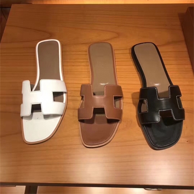 Sadndals Oran Slippers Designer Herme Slide H slippers women same summer versatile wear leather anti slip flat bottomed beach slippers women, White sheepskin
Sadndals Oran Slippers Designer Herme Slide H slippers women same summer versatile wear leather anti slip flat bottomed beach slippers women, White sheepskin