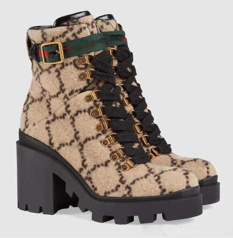 (With box) Popular brands 2020 winter new Designers women wool and tweed ankle boot High quality Ladies fashion Luxury boots large shoes, Black
(With box) Popular brands 2020 winter new Designers women wool and tweed ankle boot High quality Ladies fashion Luxury boots large shoes, Black