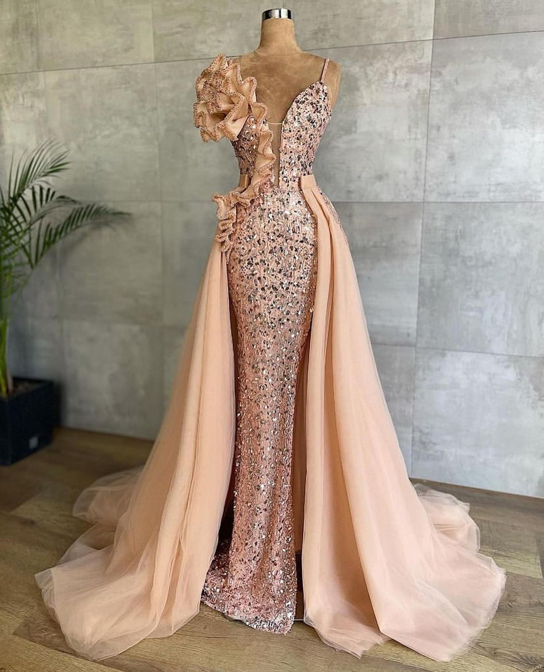Blush Pink Sequined Prom Dresses Sexy Flower Tiered Ruffles Evening Gowns Party Dress Special Occassion robe