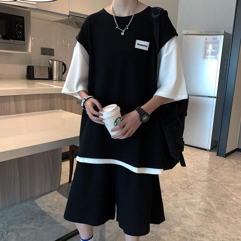 Men's Tracksuits Summer Ins Port Style Leisure Leave Two Short Sleeve T-shirt Set Men's Trend Loose And Versatile Sports Shorts SetsMen', Black
Men's Tracksuits Summer Ins Port Style Leisure Leave Two Short Sleeve T-shirt Set Men's Trend Loose And Versatile Sports Shorts SetsMen', Black