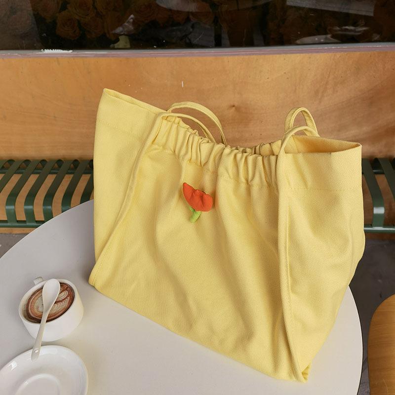 Evening Bags Canvas Tote 2022 Women's Fashion Shoulder Female Shopper Candy Colors Flowers Pleated Large Capacity Designer HandbagsEveni, Qianzise
Evening Bags Canvas Tote 2022 Women's Fashion Shoulder Female Shopper Candy Colors Flowers Pleated Large Capacity Designer HandbagsEveni, Qianzise