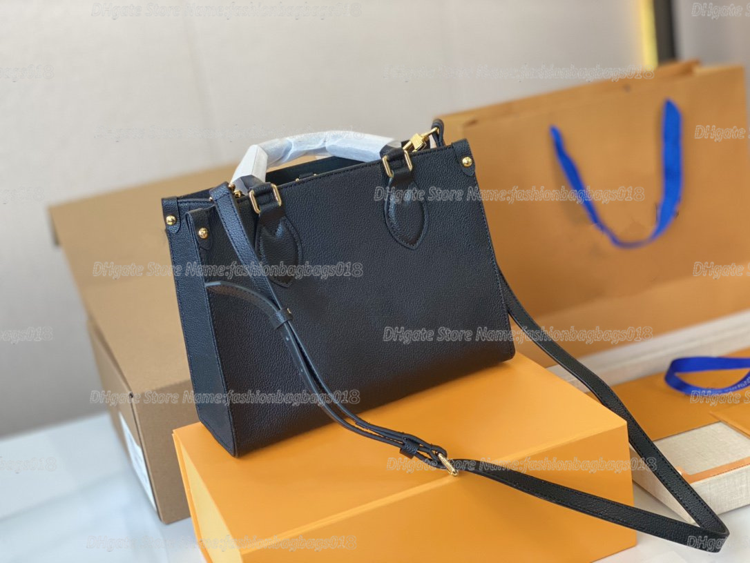 Famous Shopping Bag crossbody bags ONTHEGO Handbags Embroidered tote Handbag embossed Totes High Quality Handbag women Shoulder Bag Totes purse bags
Famous Shopping Bag crossbody bags ONTHEGO Handbags Embroidered tote Handbag embossed Totes High Quality Handbag women Shoulder Bag Totes purse bags