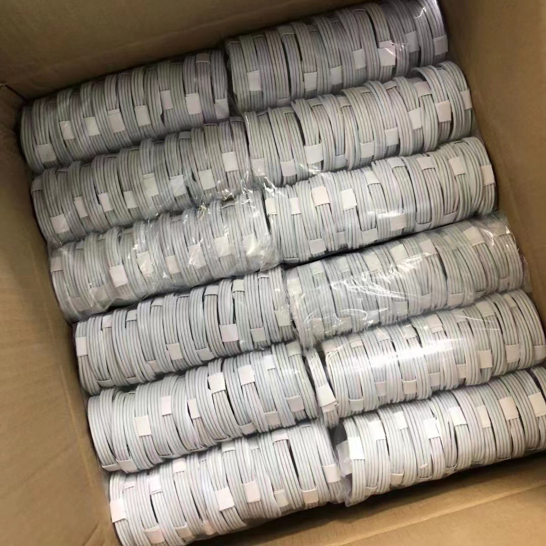 High speed USB-C 1M 3ft 2M 6ft Fast Charging Type C Cable Charger for Samsung Galaxy S20 S10 note 20 Universal Data Adapter, Whit new package
High speed USB-C 1M 3ft 2M 6ft Fast Charging Type C Cable Charger for Samsung Galaxy S20 S10 note 20 Universal Data Adapter, Whit new package