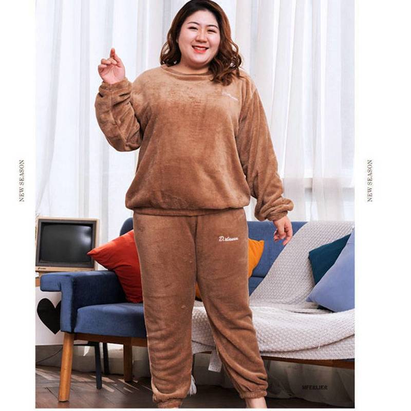 Size 10XL 140kg Winter Warm Coral Fleece Pajamas Sets Long Sleeve Top and Pants Sleepwear Suit Home Women Female 220329